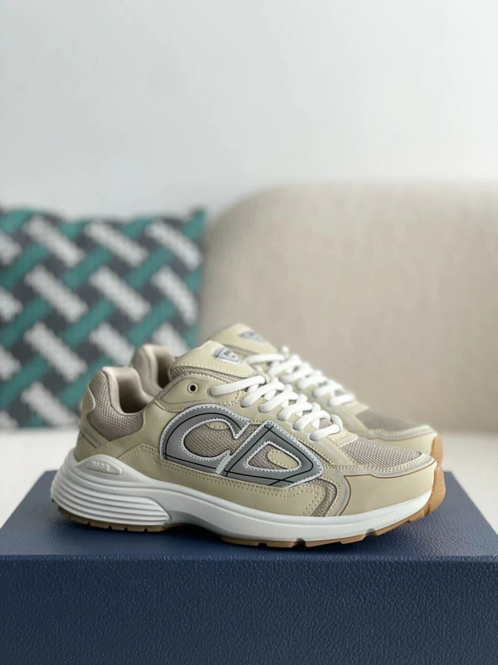 Dior B30 / Light Grey / Grey / Charcoal - image