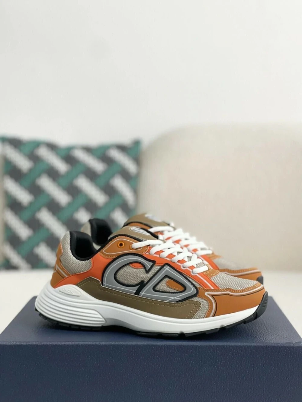 Dior B30 / Light Grey / Brown / Charcoal - image