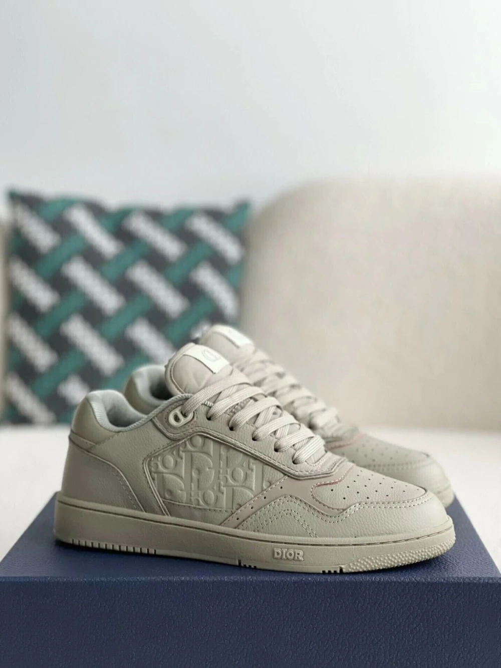 Dior B27 / Light Grey / Brown / Charcoal - image