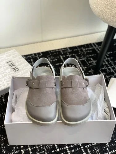 Dior Walk'n'Dior Sneaker Beige - image