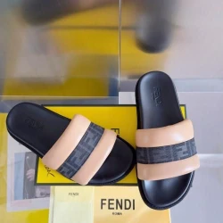 Fendi Дамски чехли Spy Brown