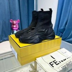 Fendi Reflections Black