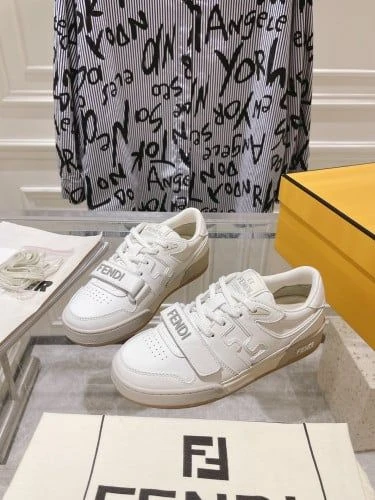 Fendi Match "FF Cream" - image