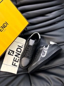 Fendi Мъжки чехли FF Motif White/Dark