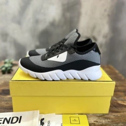 Fendi Reflections Black/White