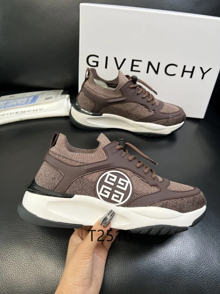 Givenchy Sneaker #108 - image