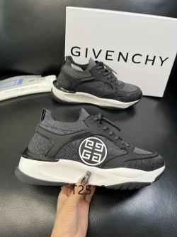 Givenchy Sneaker #110