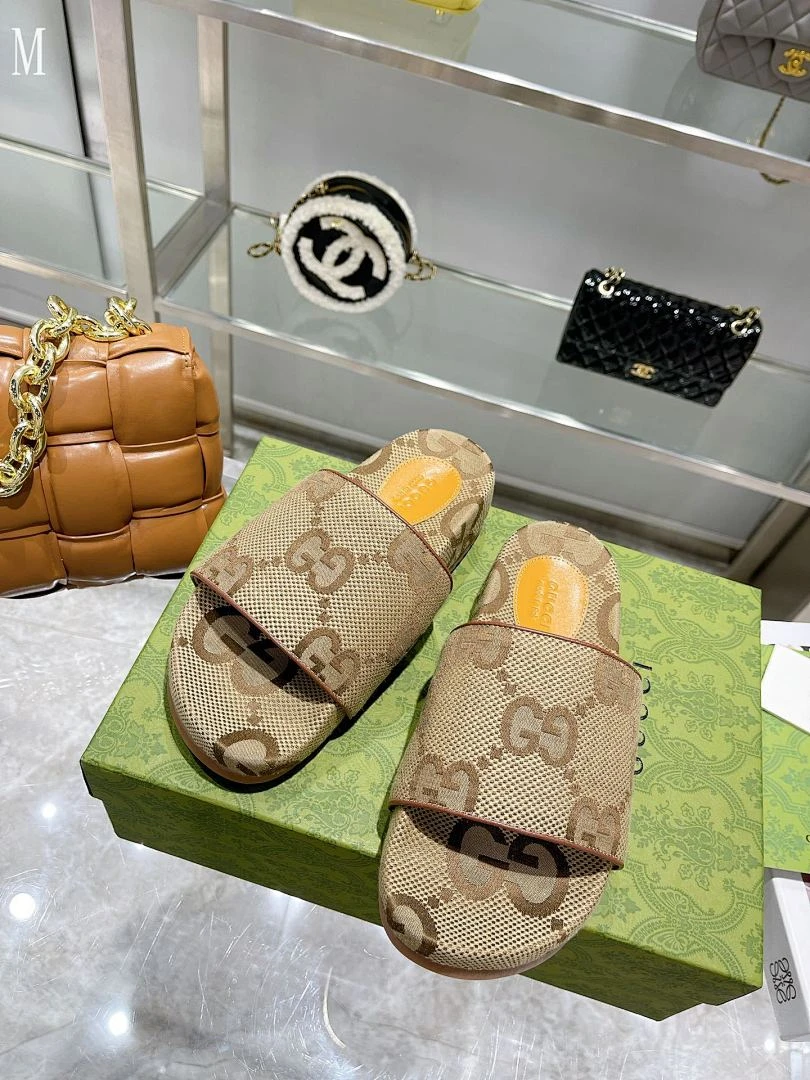 GG Canvas Slide - Beige - image